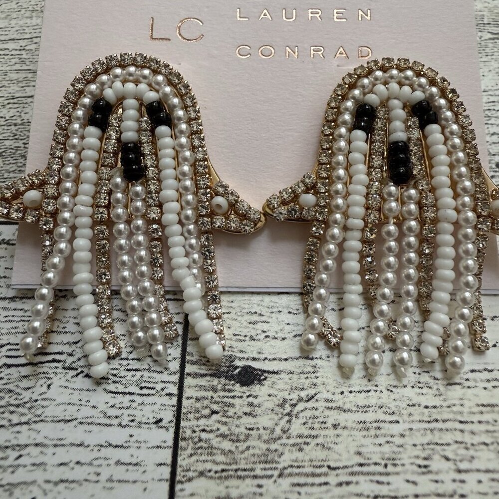 LC Lauren Conrad Cute Halloween Beaded Ghost Pierced Earrings New - Picture 2 of 4